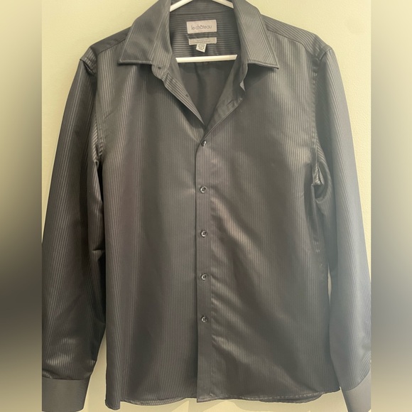 ✨Le Chateau Dress Shirt 🎁 - Size M - Picture 1 of 5